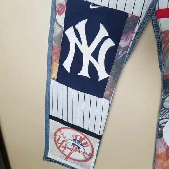 Levi's Low Rise Straight Patchwork Yankees  Baseball Nike White Red NY 34 - Picture 9 of 13